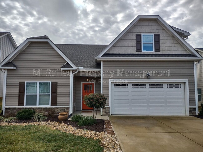 Primary Photo - 703 Cherry Tree Dr