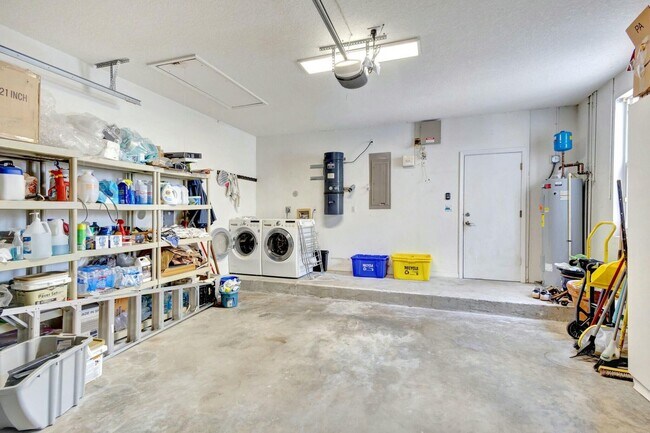 Building Photo - 17161 Bermuda Village Dr