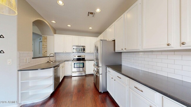 Building Photo - 451 W Mountain Sage Dr