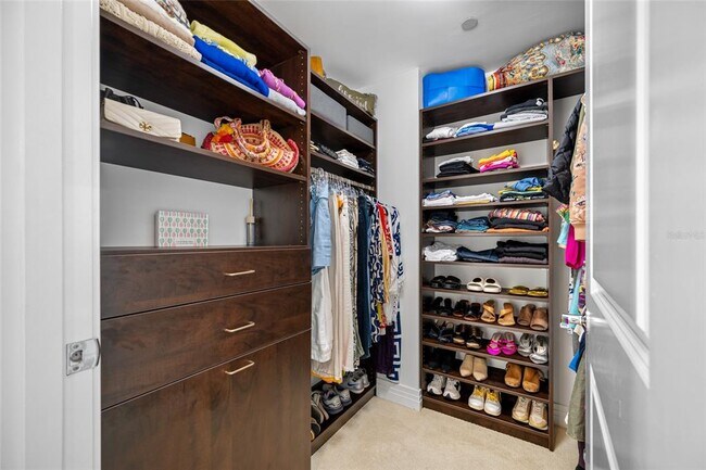 Building Photo - 1325 Snell Isle Blvd NE