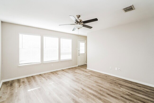 Building Photo - 2232 Southway