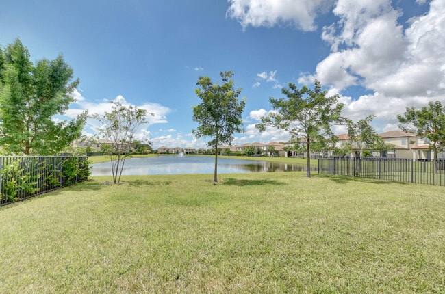 Building Photo - 4543 Sandy Cv Ter