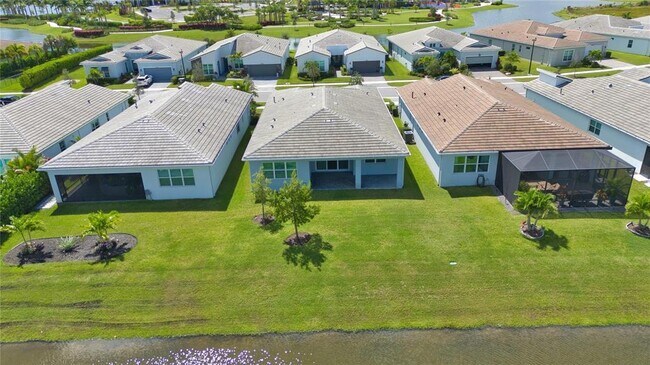 Building Photo - 10407 SW Aquila Wy