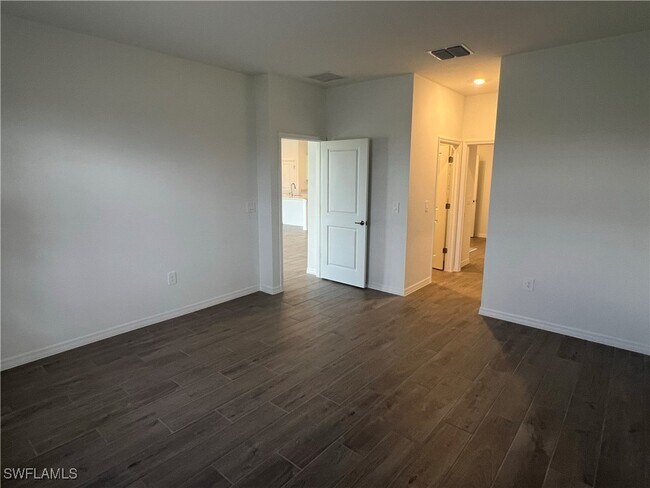 Building Photo - 2357 Avocado Ln