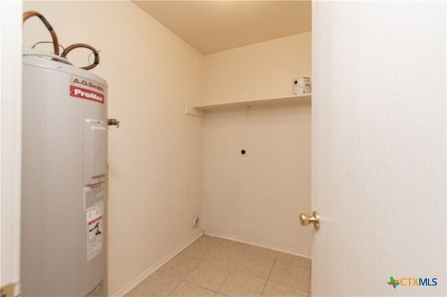 Building Photo - 4303 Alan Kent Dr