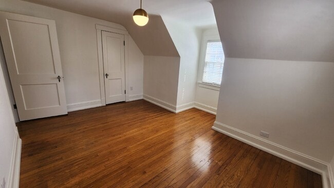 Building Photo - Stunning 4-Bedroom Home with Attached Garage and Fenced Yard