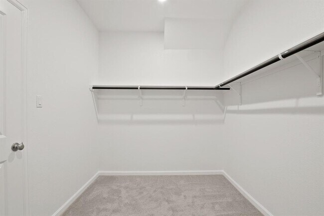 Building Photo - 209 Banyon Dr