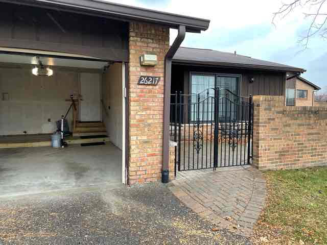 Primary Photo - 26217 Summerdale Dr