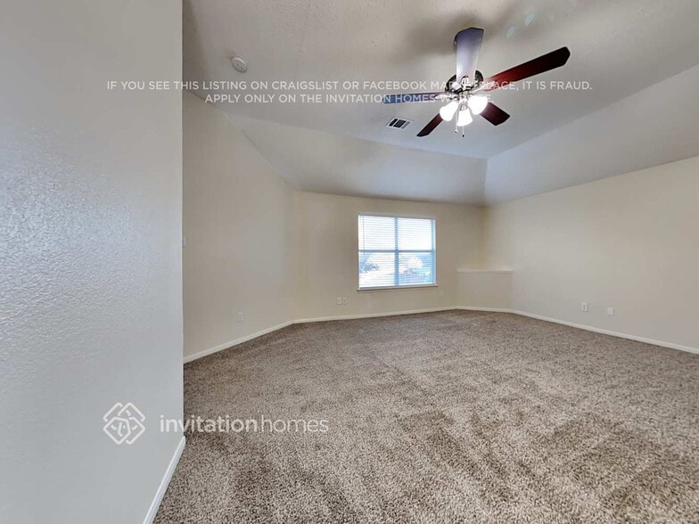 Building Photo - 7402 Euclid Dr