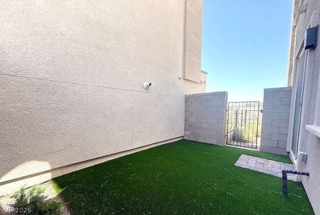 Building Photo - 11636 Fleet Wing Ave