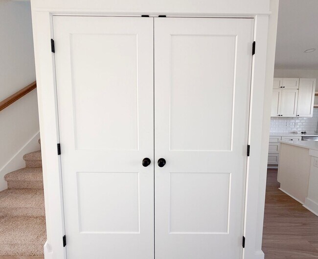 Building Photo - 4-Bedroom Crofton at Highbury + Summer Special Perks