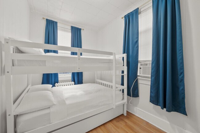 Building Photo - 21 Lord Ave