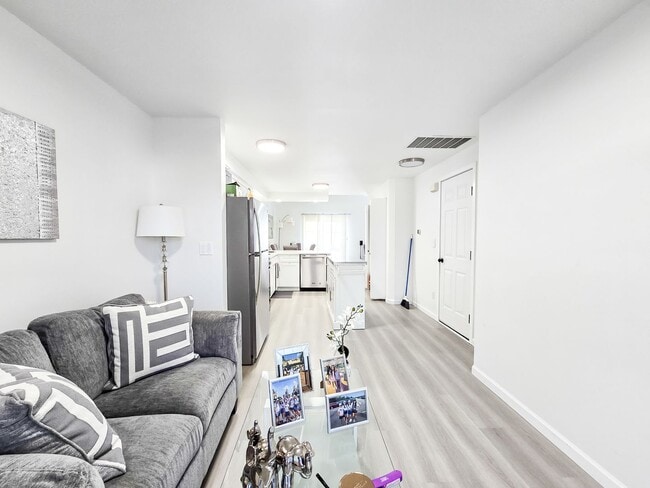 Building Photo - Berry Farms 3BD