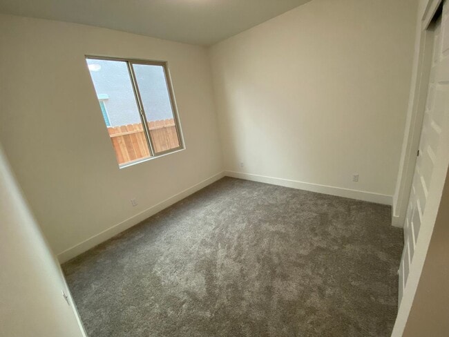 Building Photo - Newer home in Rancho Cordova near Labyrint...