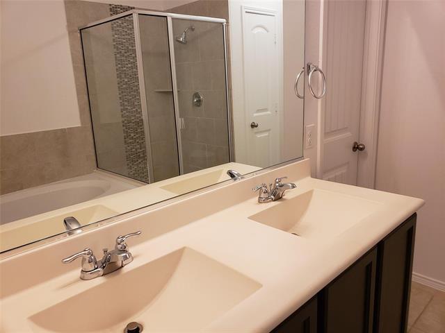 Building Photo - 14557 Serrano Ridge Rd