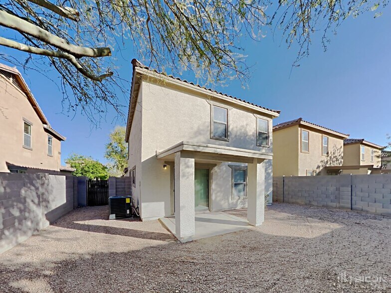 Building Photo - 40268 W Helen Ct