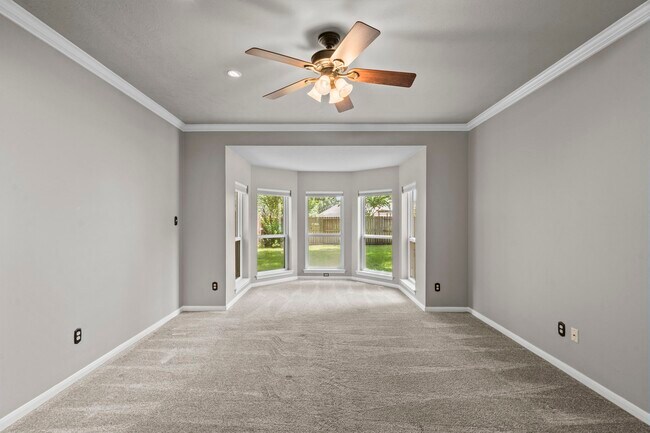 Building Photo - 2210 Bay Haven Way