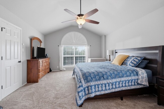 Building Photo - Bright Steubing Ranch Home with Two Primary Suites & Solar Panels