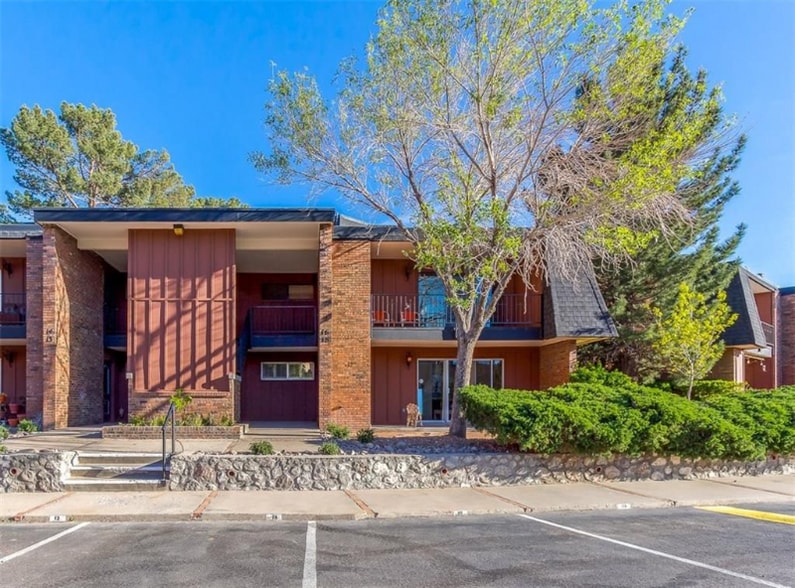 Building Photo - 4800 N Stanton St