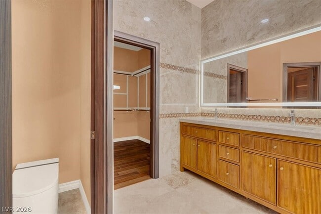 Building Photo - 1330 Coulisse St