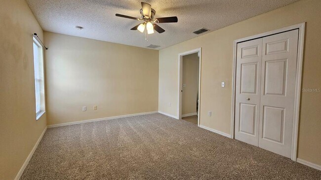 Building Photo - 10368 Lansfield St