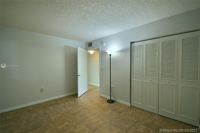 Building Photo - 8075 SW 107th Ave