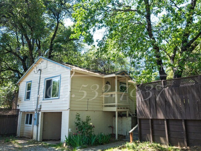 Building Photo - All Electric 2 Bedroom 1 Bath Home Near Soulsbyville!