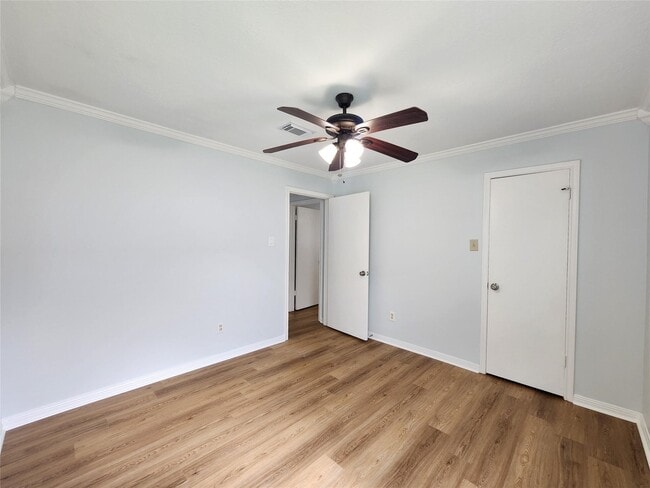 Building Photo - 8534 Dawnridge Dr