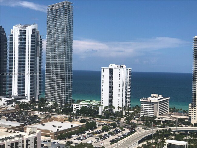 Building Photo - 300 Sunny Isles Blvd