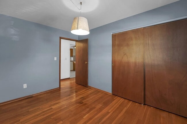 Building Photo - 1271 Thurell Rd