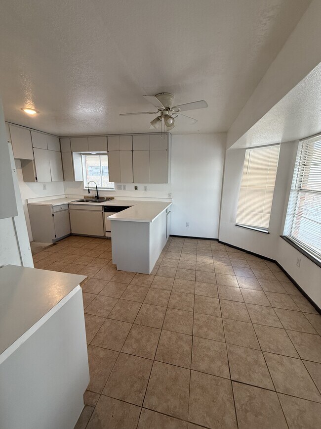 Building Photo - 6455 Belton Rd