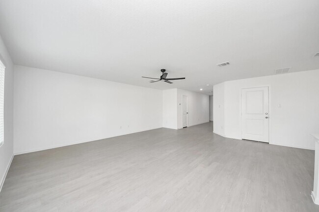 Building Photo - 31422 Casacalenda Ln