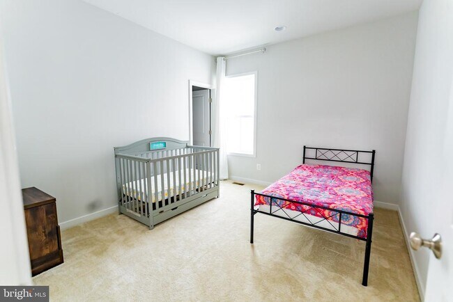 Building Photo - 41914 Spring Air Dr