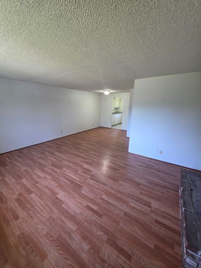 Building Photo - 446s51