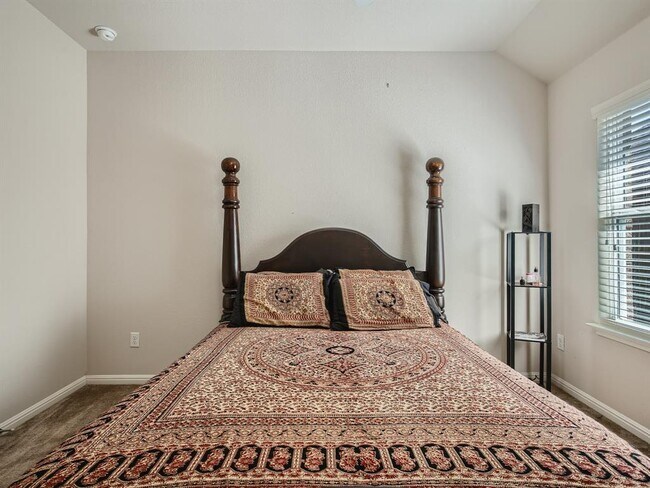 Building Photo - 8241 Arezzo Dr