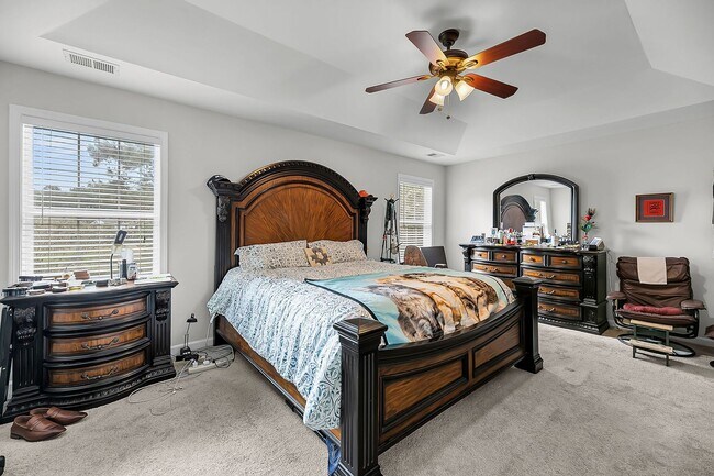 Building Photo - Spacious & Well-Maintained Home for Rent in North Charleston