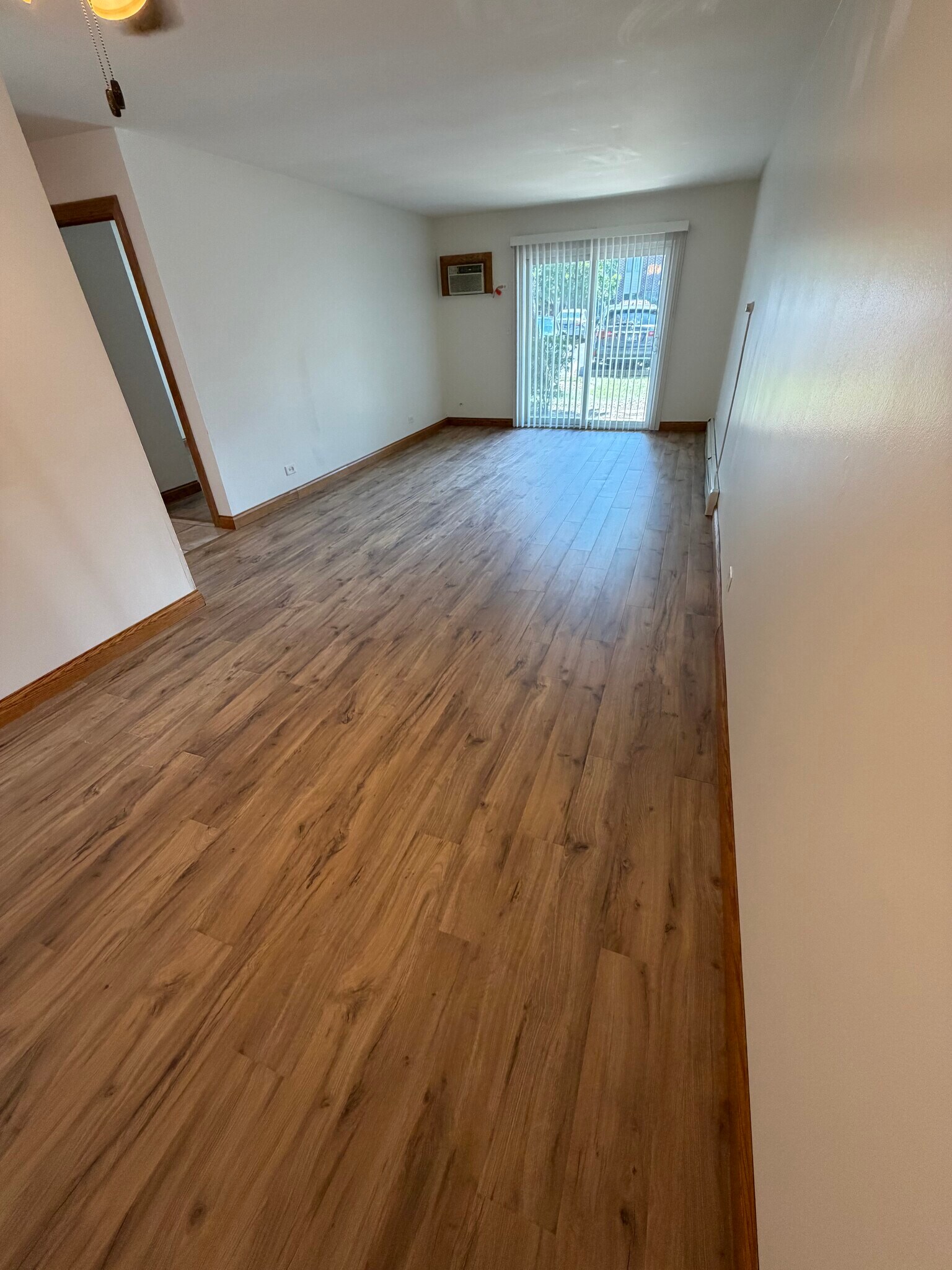 Building Photo - 849 Miller Ln