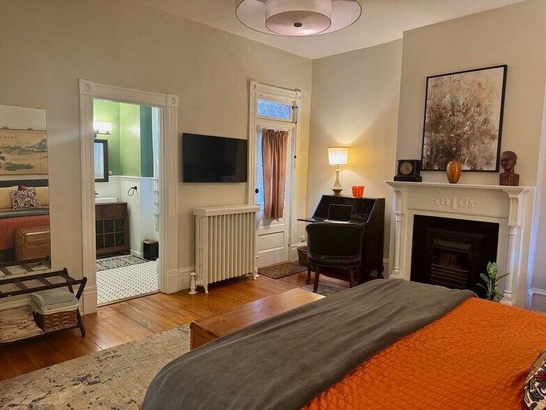 Building Photo - 1510 Park Avenue