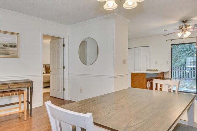 Building Photo - 186 Hammond Pl Cir