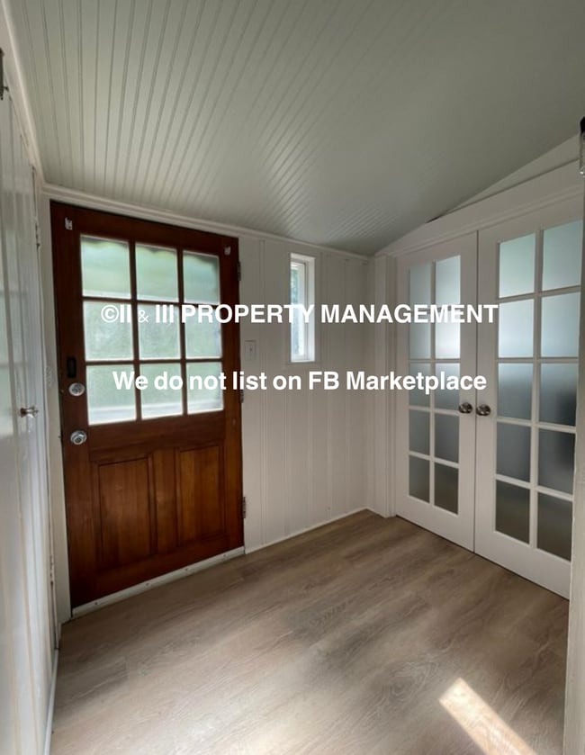 Building Photo - 5508 W 61st St