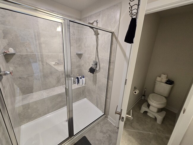 Building Photo - 1609 Whistling Rd