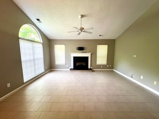 Building Photo - 8410 Cullingford Ln