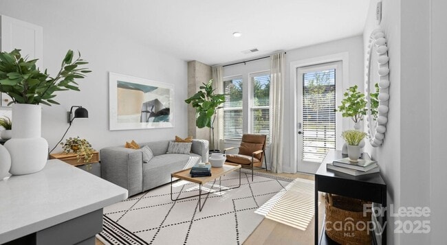 Building Photo - 4312 Yancey Rd