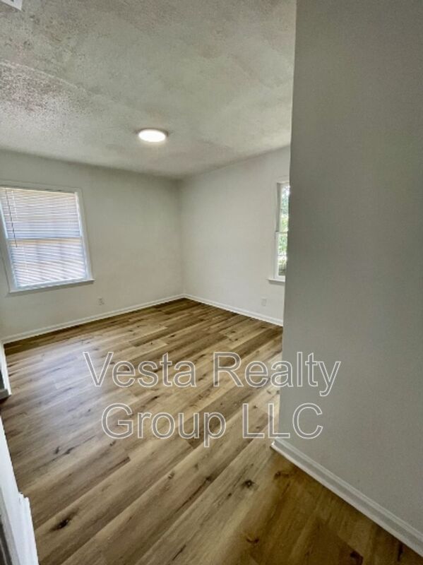 Building Photo - 1595 Winston Dr