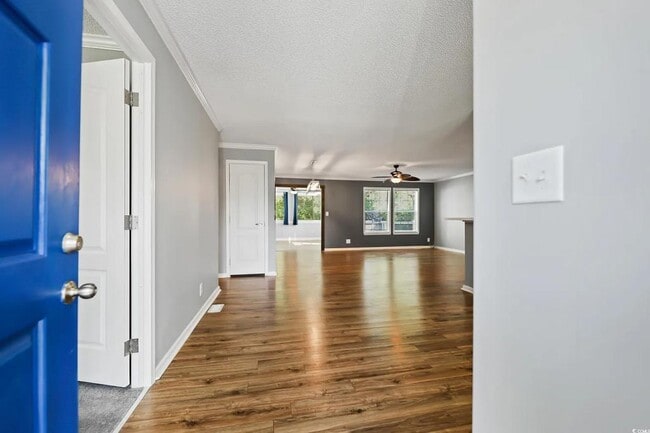 Building Photo - 333 Walden Lake Rd