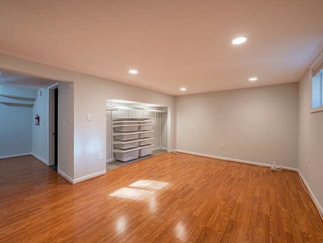 Building Photo - Charming, Renovated Bungalow in NW DC Tenley Area