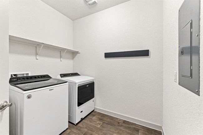 Building Photo - 4712 Canongate Dr