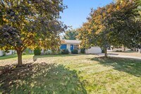 Building Photo - Amazing Troy Rental Available Now!