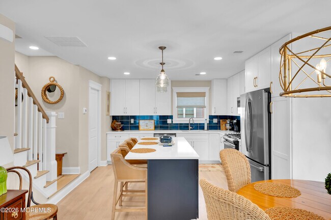 Building Photo - 27 Shell Rd