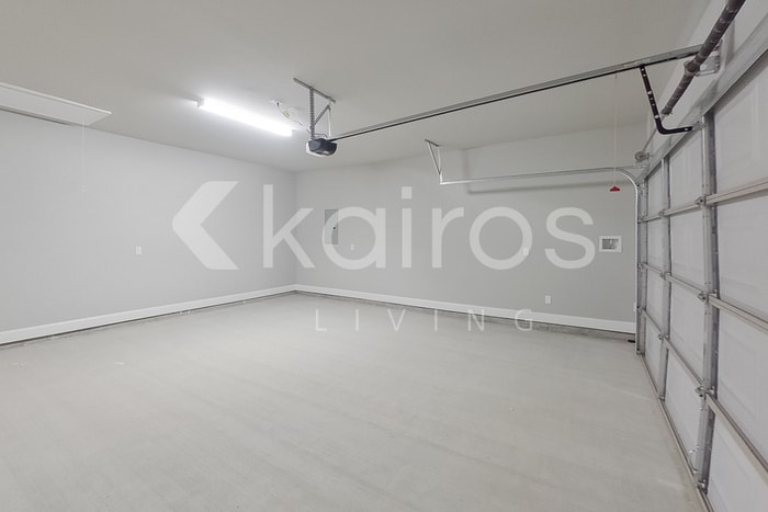 Building Photo - 13730 Willowmore Dr